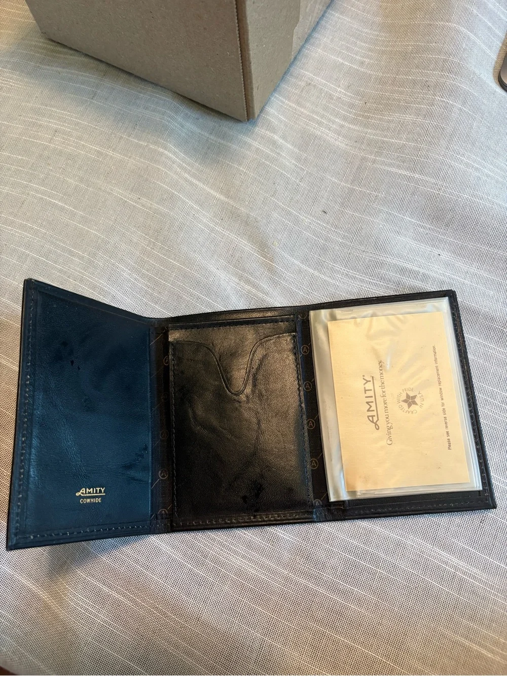 Amity Black Leather Men's Trifold Card & Key Holder cowhide